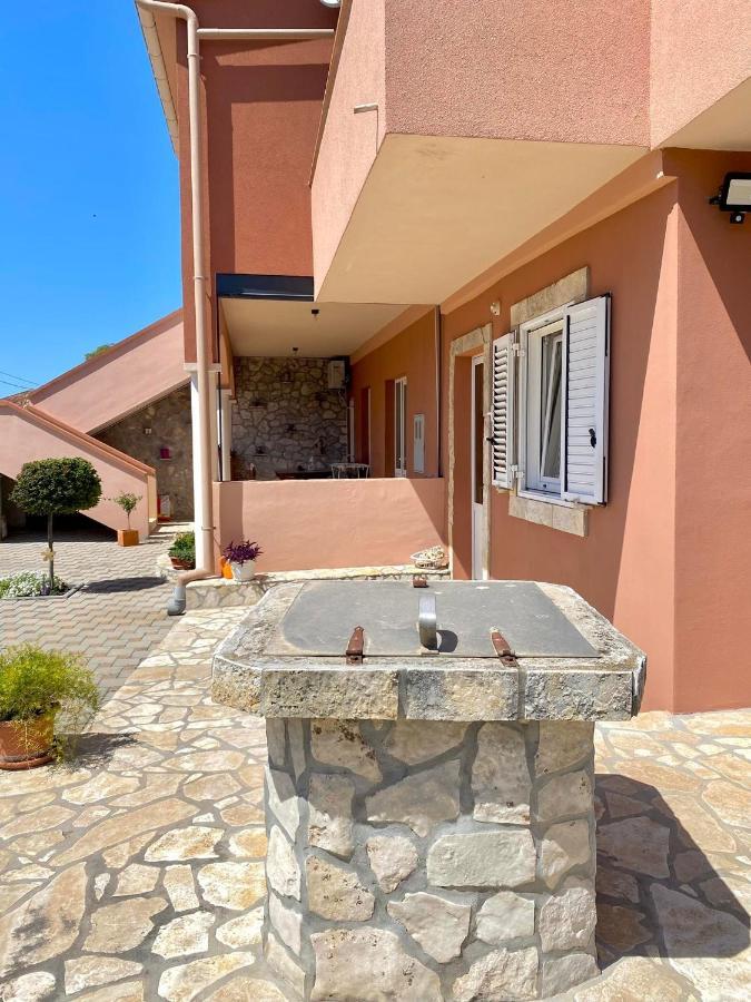 Apartmani Goga Biograd Na Moru Exterior photo